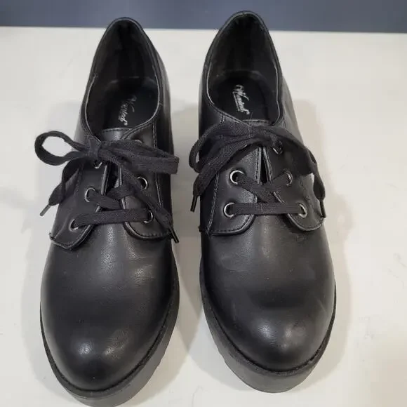 Wanted Breakout Oxford 90's Y2K Style Lug Heel Platform Size 9 - Picture 5 of 12